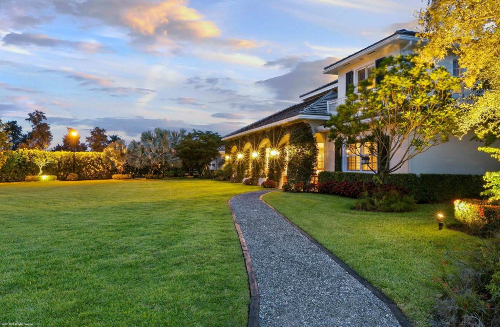 Exquisite Wellington Equestrian Estate