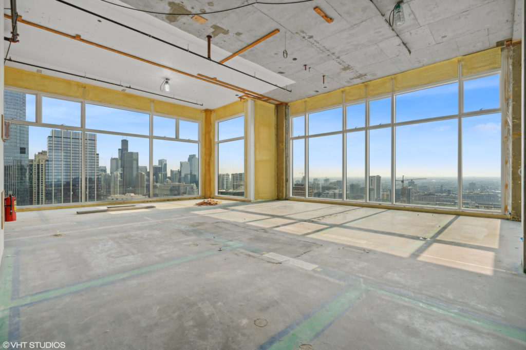 Rare Prestigious Chicago Penthouse